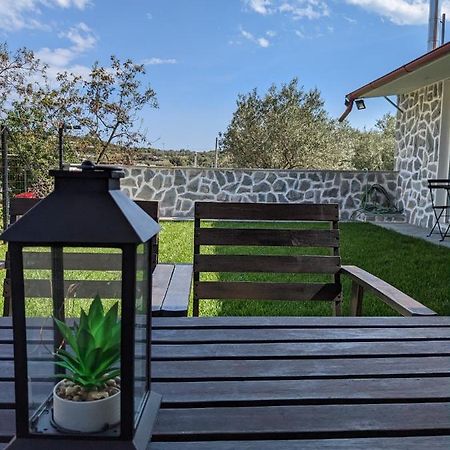 Ethos Apartment Néa Péramos Buitenkant foto