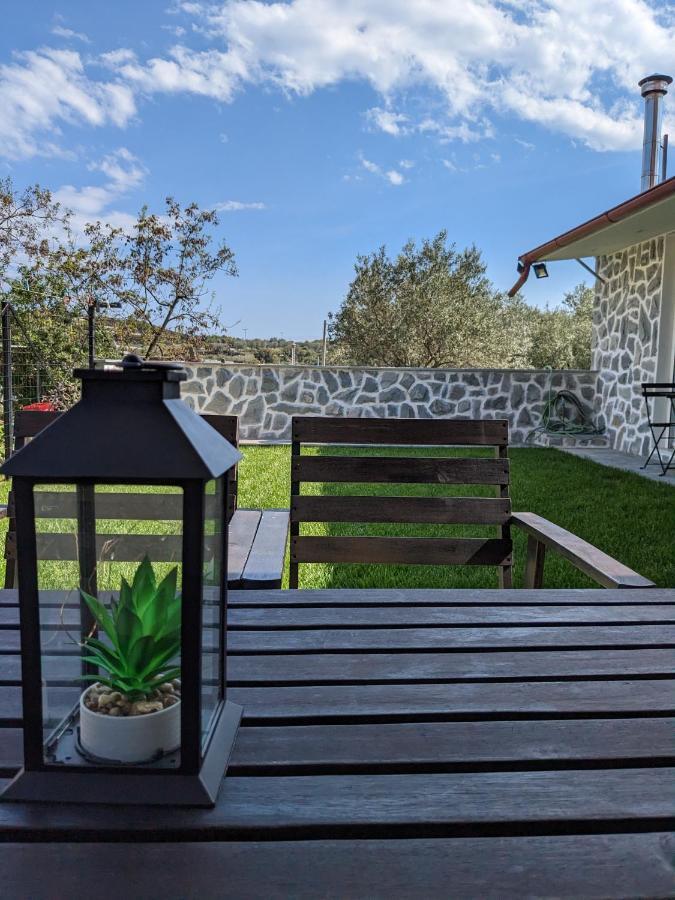 Ethos Apartment Néa Péramos Buitenkant foto