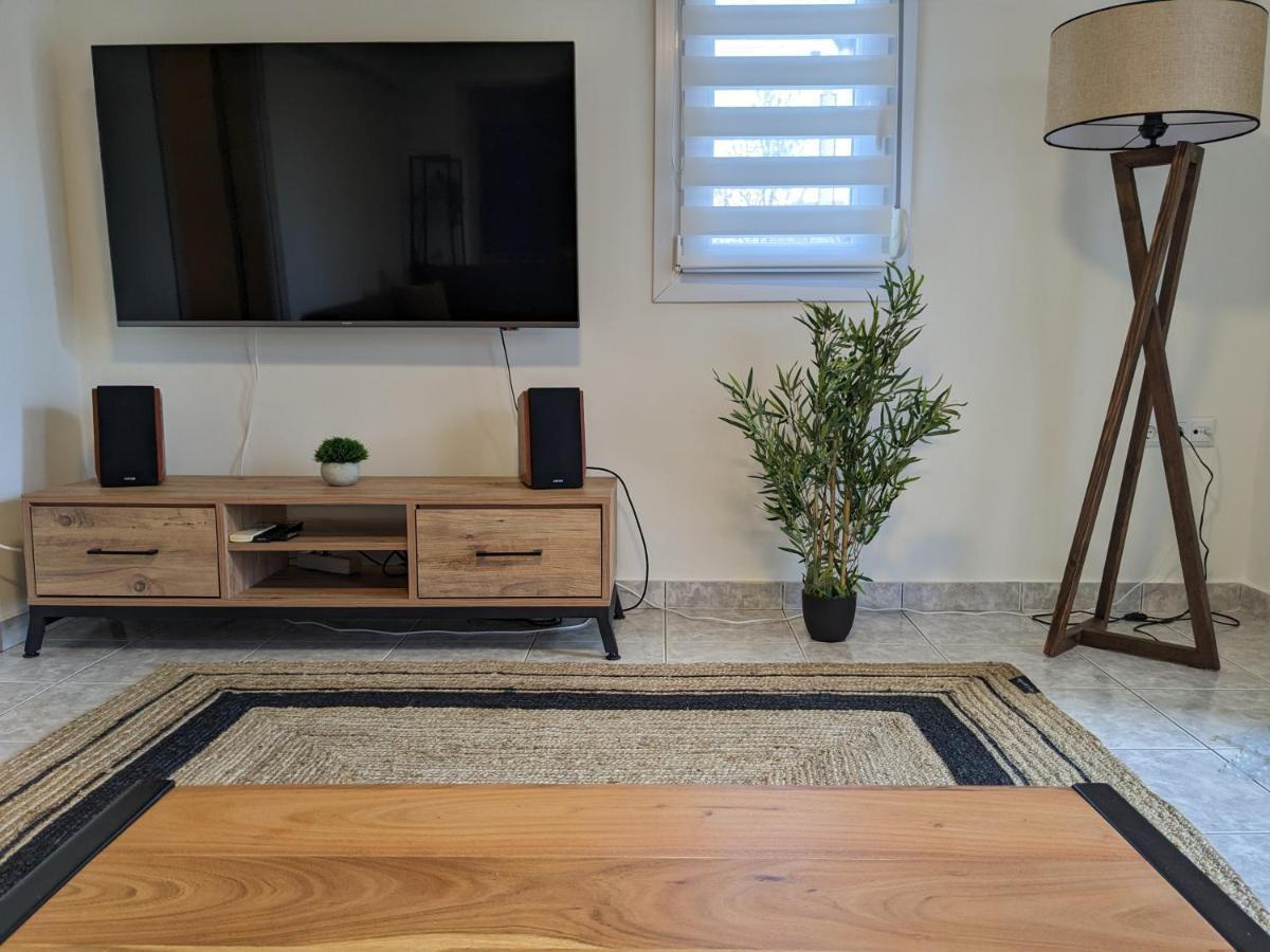 Ethos Apartment Néa Péramos Buitenkant foto