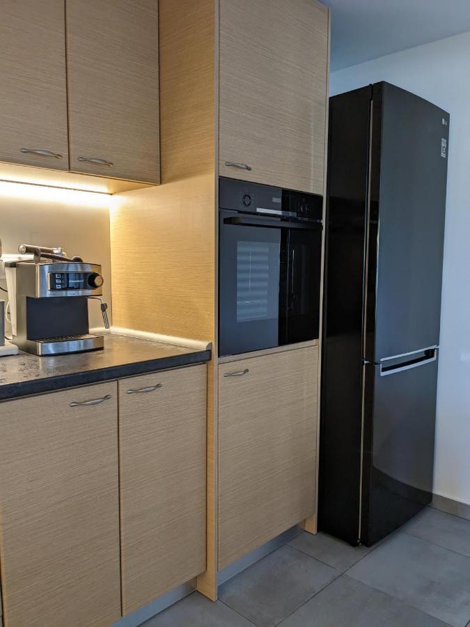 Ethos Apartment Néa Péramos Buitenkant foto